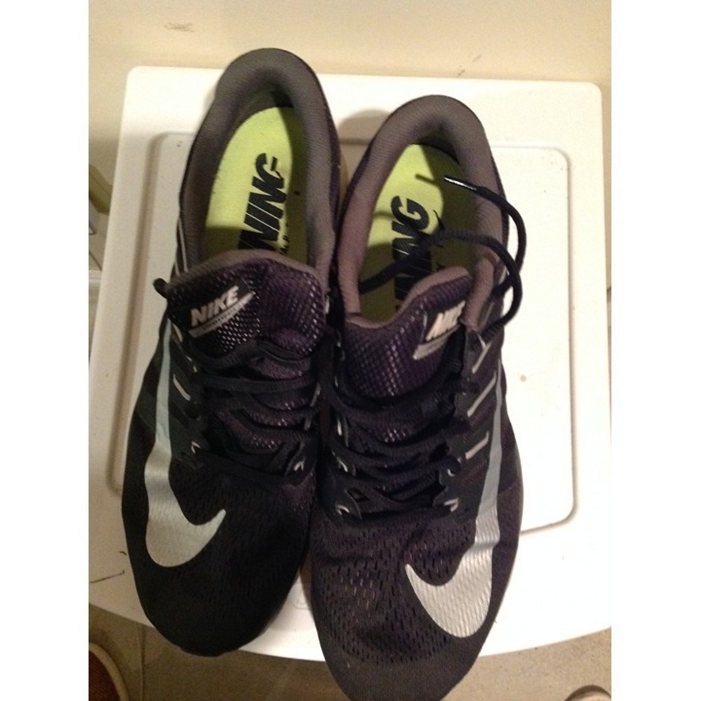 Nike Air Max Black Running Shoes Size 11.5